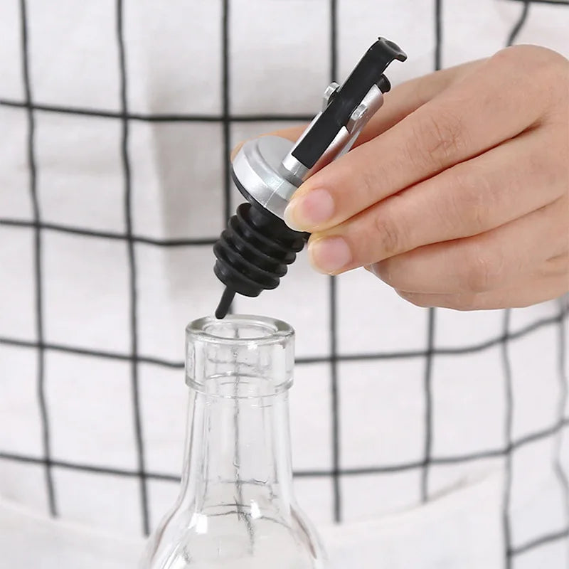 3pcs Silver Household Kitchen Seasoning Bottles Soy Sauce Vinegar Bottles Mouth Stoppers No Oil Leakage No Oil Hanging Tools