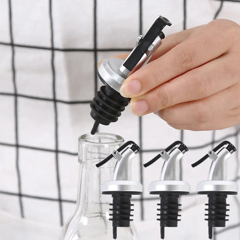 3pcs Silver Household Kitchen Seasoning Bottles Soy Sauce Vinegar Bottles Mouth Stoppers No Oil Leakage No Oil Hanging Tools